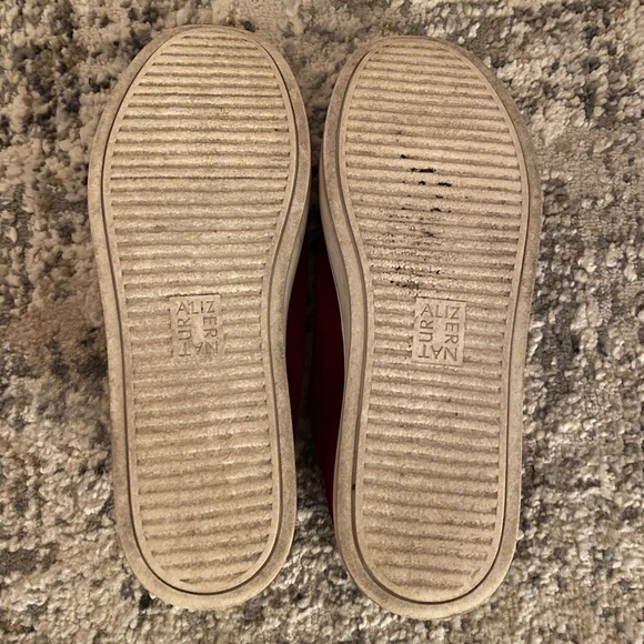 Naturalizer Women's Cyan Zip Up Sneaker Red Suede - Picture 2 of 2